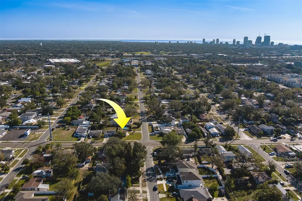 2749 16th Avenue N St Petersburg FL 33713