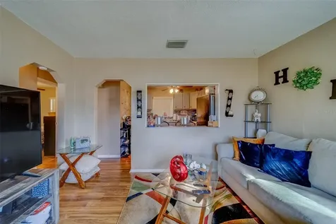 2749 16th Avenue N St Petersburg FL 33713