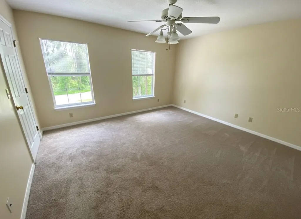 23 Regent Lane Palm Coast FL 32164