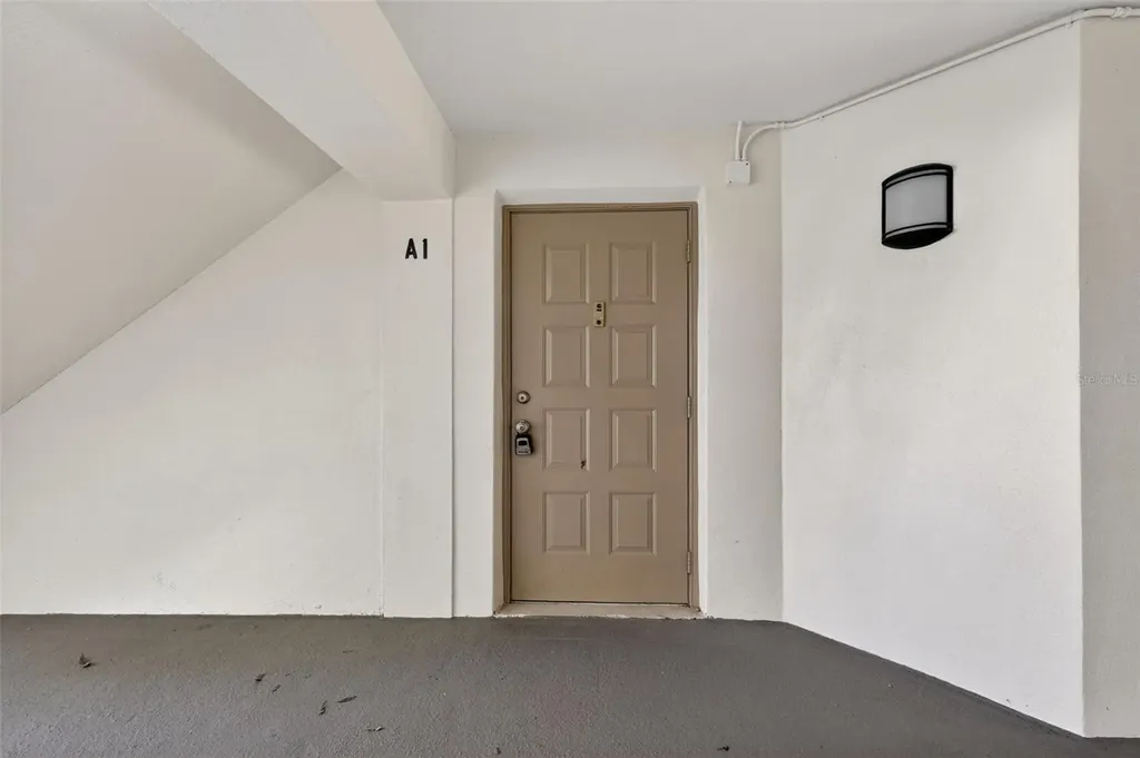 1398 Shady Pine Way Tarpon Springs FL 34688