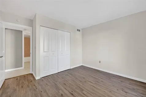 1398 Shady Pine Way Tarpon Springs FL 34688