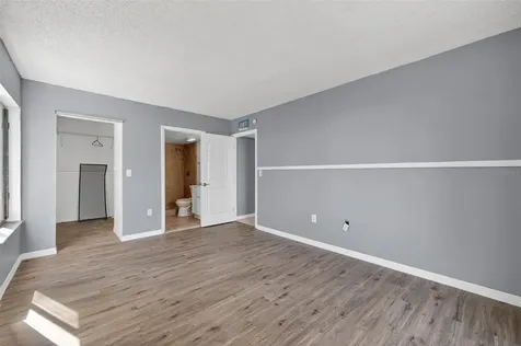 1398 Shady Pine Way Tarpon Springs FL 34688