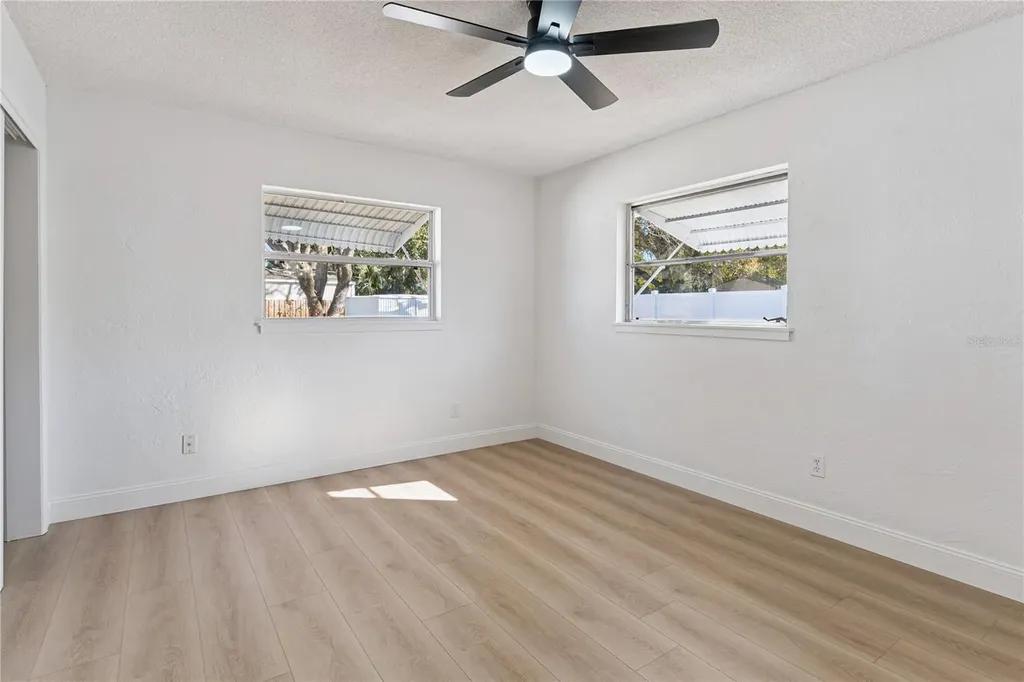 3303 W Leila Avenue Tampa FL 33611