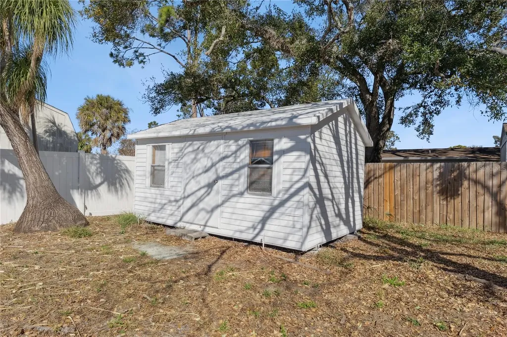 3303 W Leila Avenue Tampa FL 33611