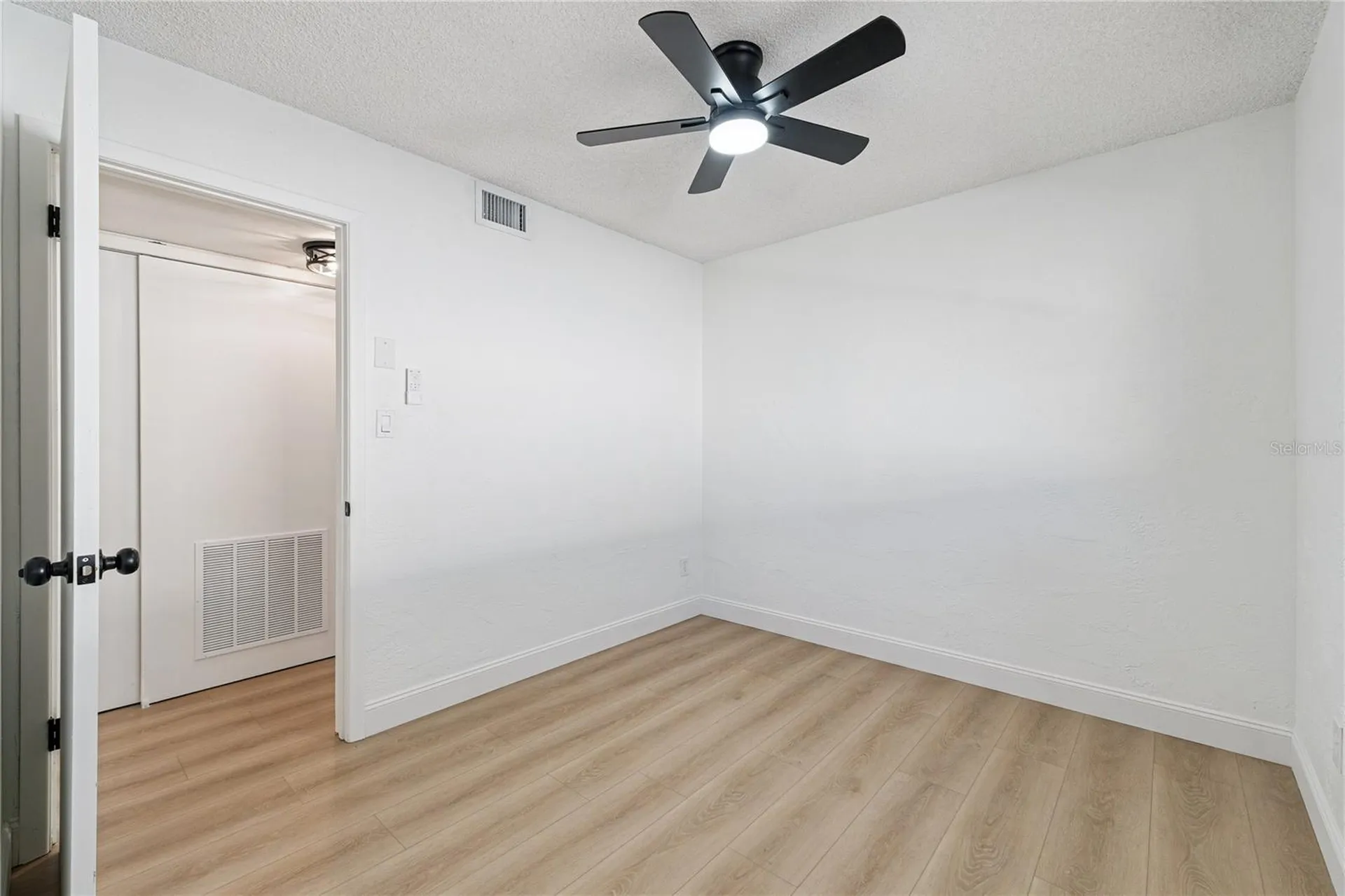 3303 W Leila Avenue Tampa FL 33611