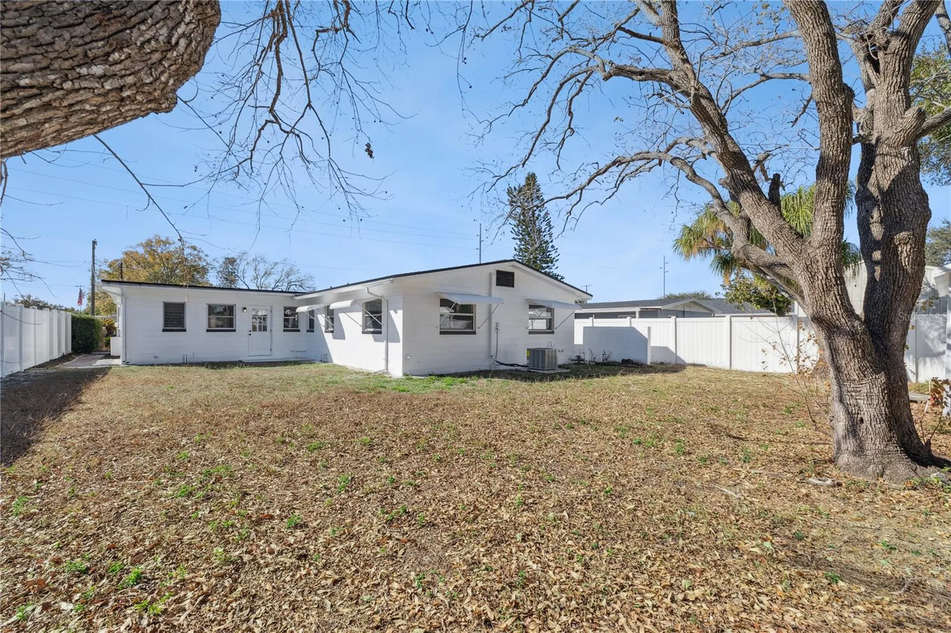 3303 W Leila Avenue Tampa FL 33611