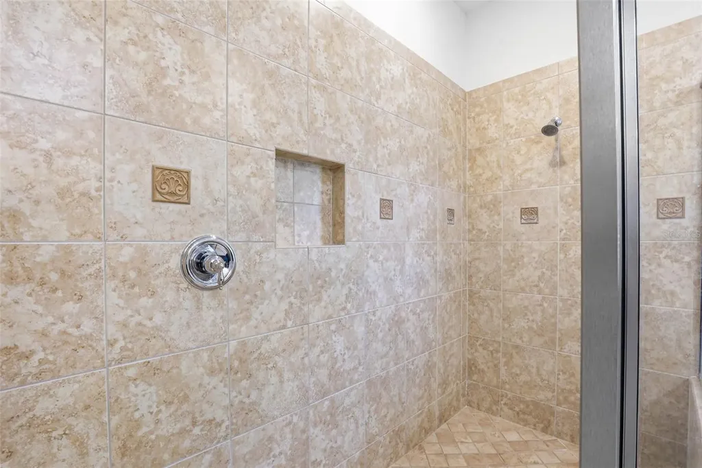 20107 Oak Alley Drive Tampa FL 33647