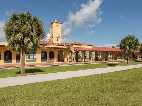 444 Tremingham Way Venice FL 34293