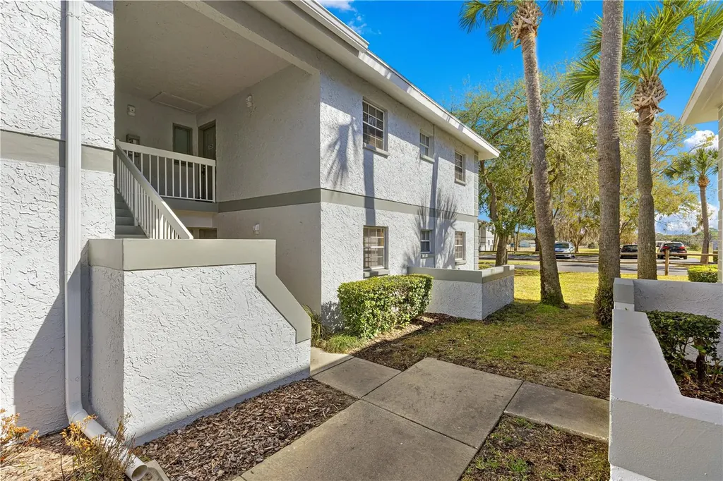 588 Fairways Lane Ocala FL 34472