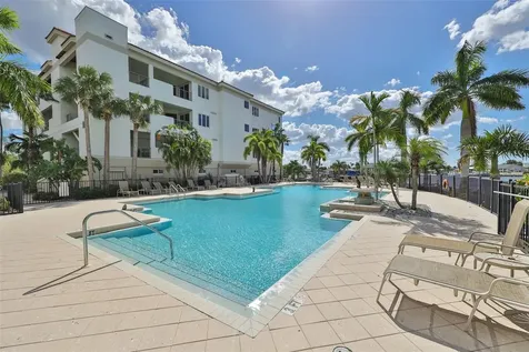 1030 Bellasol Way Apollo Beach FL 33572
