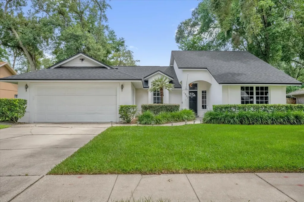 1237 Erik Court Altamonte Springs FL 32714