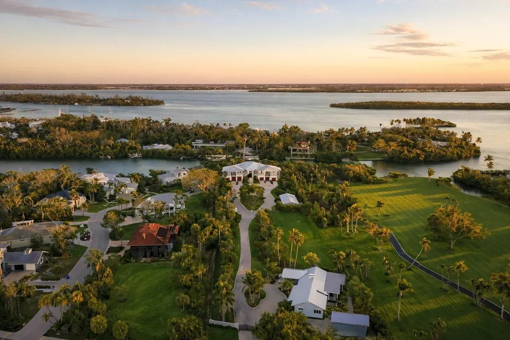 6680 Gulf Of Mexico Drive Longboat Key FL 34228