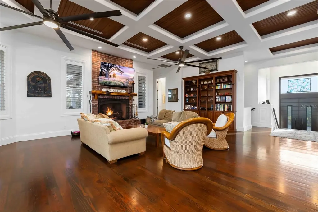 6680 Gulf Of Mexico Drive Longboat Key FL 34228