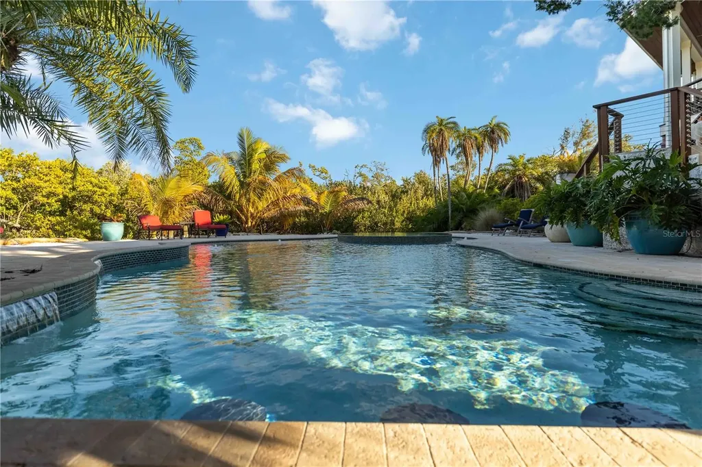 6680 Gulf Of Mexico Drive Longboat Key FL 34228