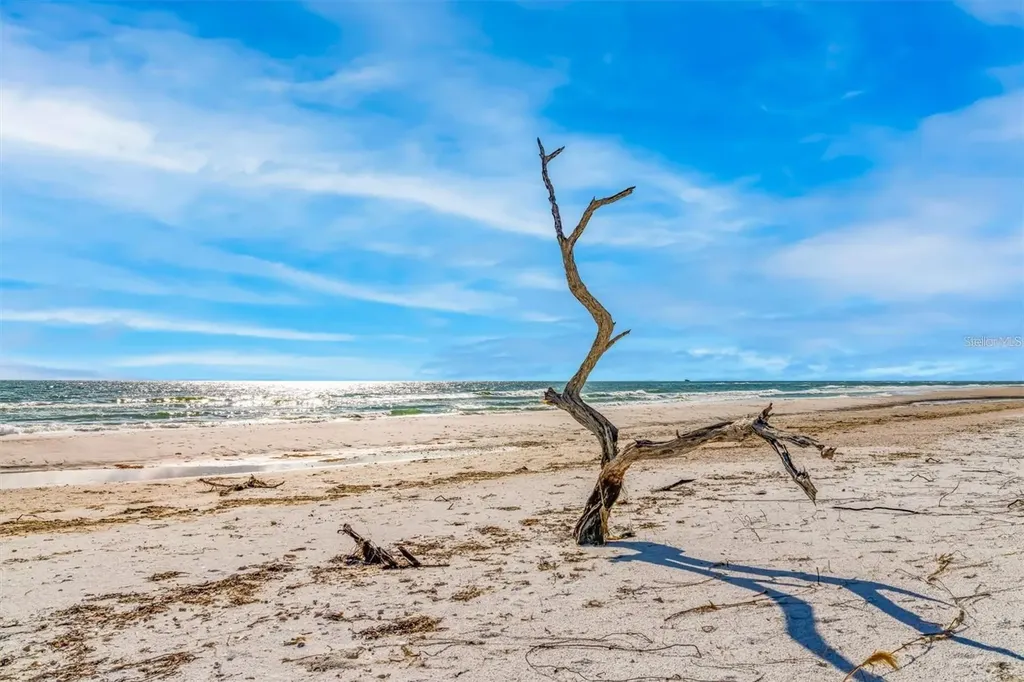 6680 Gulf Of Mexico Drive Longboat Key FL 34228