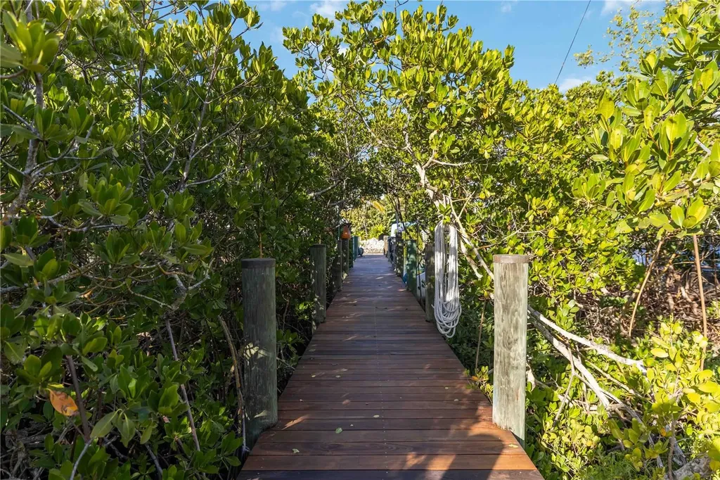 6680 Gulf Of Mexico Drive Longboat Key FL 34228