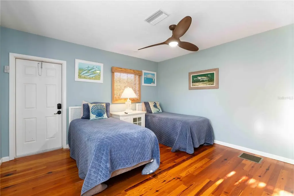 6680 Gulf Of Mexico Drive Longboat Key FL 34228
