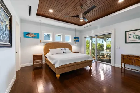 6680 Gulf Of Mexico Drive Longboat Key FL 34228