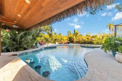 6680 Gulf Of Mexico Drive Longboat Key FL 34228