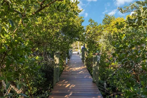 6680 Gulf Of Mexico Drive Longboat Key FL 34228