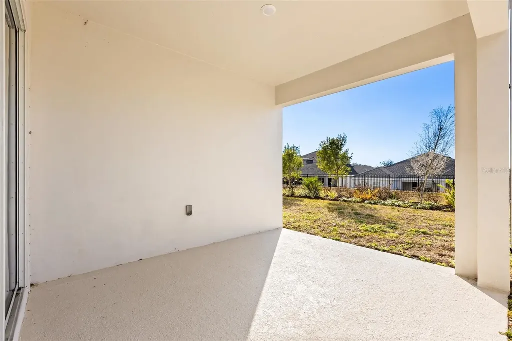 1283 Dora Parc Lane Mount Dora FL 32757