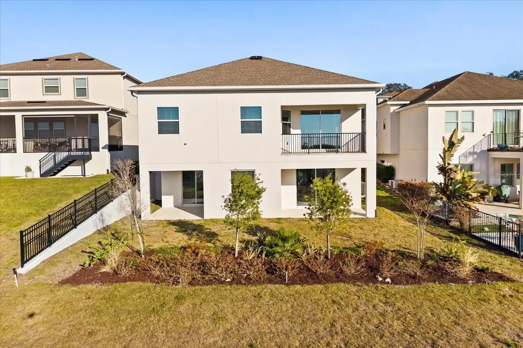 1283 Dora Parc Lane Mount Dora FL 32757