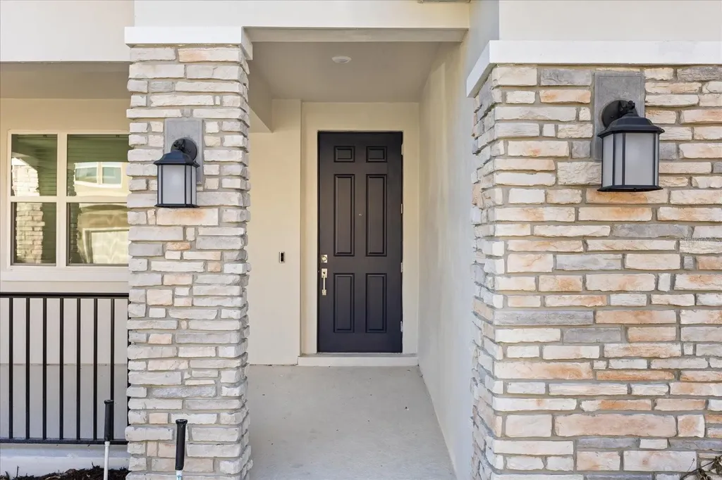 1283 Dora Parc Lane Mount Dora FL 32757