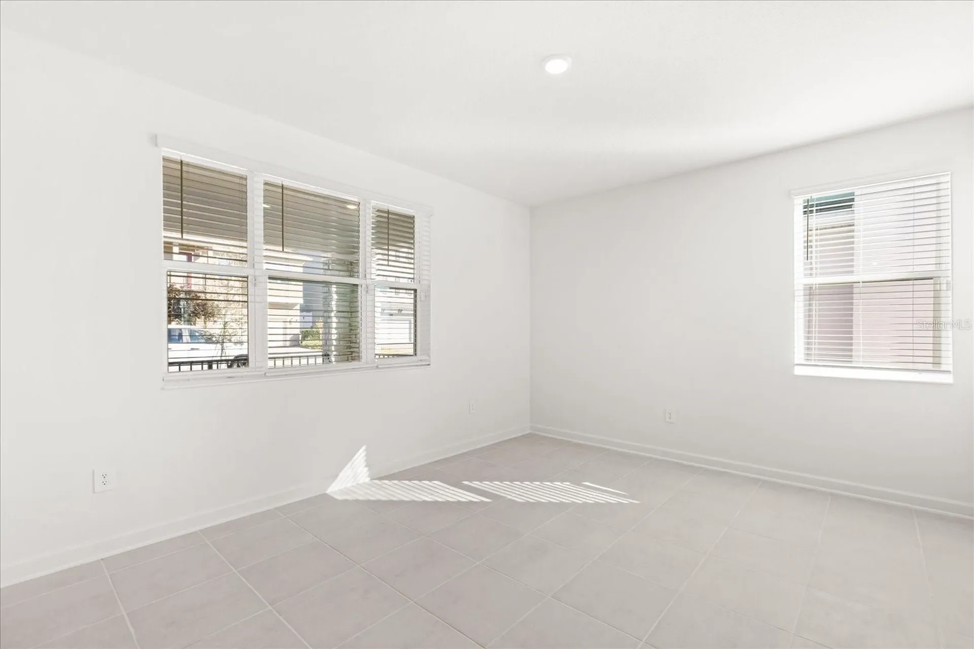 1283 Dora Parc Lane Mount Dora FL 32757