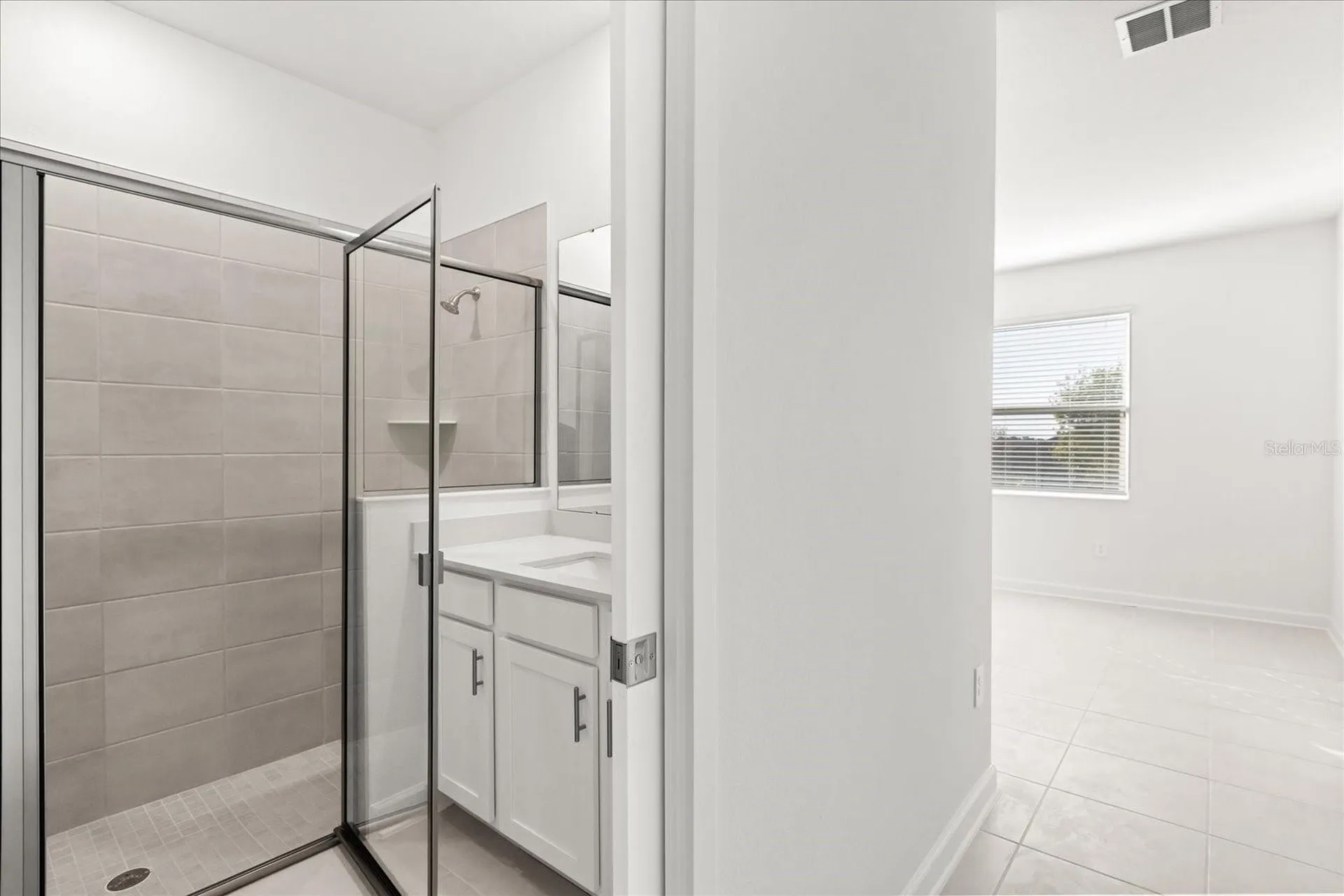 1283 Dora Parc Lane Mount Dora FL 32757