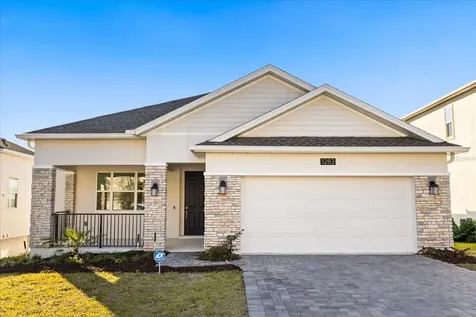 1283 Dora Parc Lane Mount Dora FL 32757