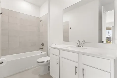1283 Dora Parc Lane Mount Dora FL 32757