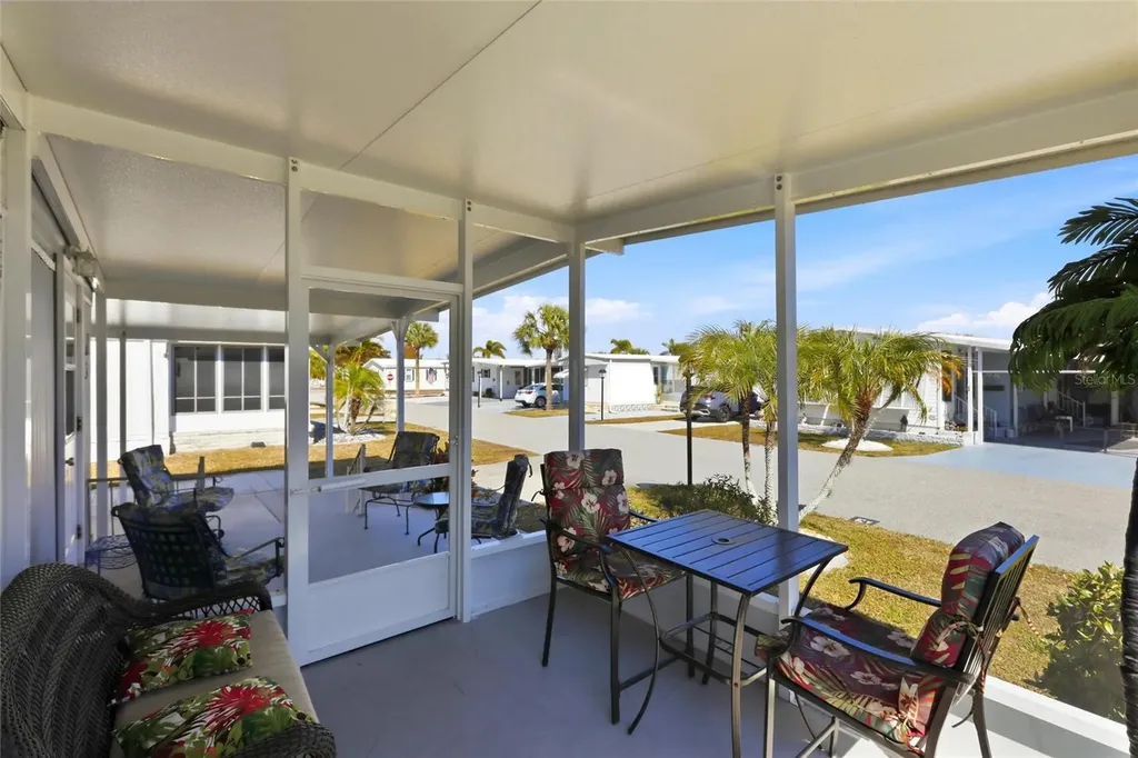 3 S Mockingbird Punta Gorda FL 33950