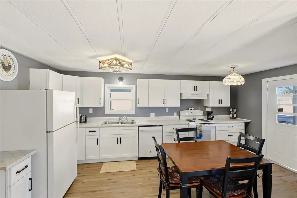 3 S Mockingbird Punta Gorda FL 33950