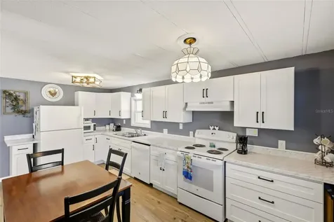 3 S Mockingbird Punta Gorda FL 33950
