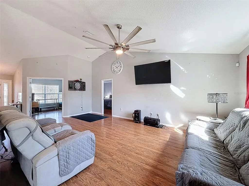 13046 Kildeer Road Weeki Wachee FL 34614