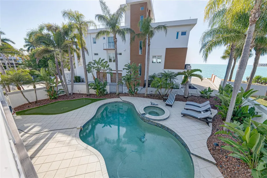 723 Pinta Drive Tierra Verde FL 33715