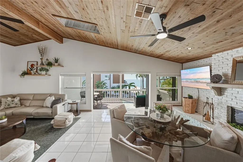 723 Pinta Drive Tierra Verde FL 33715