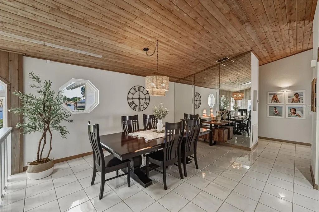 723 Pinta Drive Tierra Verde FL 33715