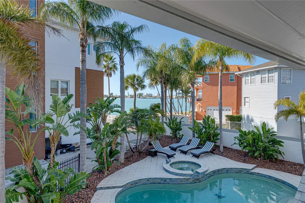 723 Pinta Drive Tierra Verde FL 33715