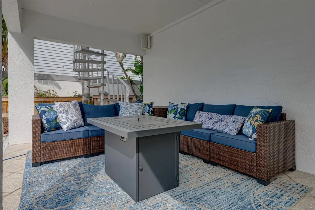 723 Pinta Drive Tierra Verde FL 33715