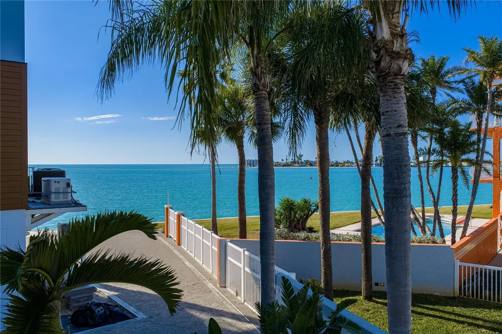 723 Pinta Drive Tierra Verde FL 33715