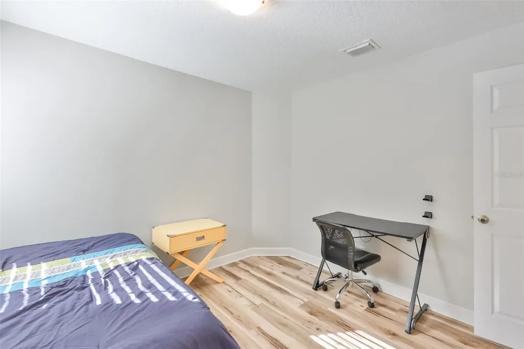 2331 W Chestnut Street Tampa FL 33607
