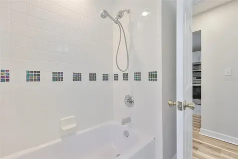 2331 W Chestnut Street Tampa FL 33607