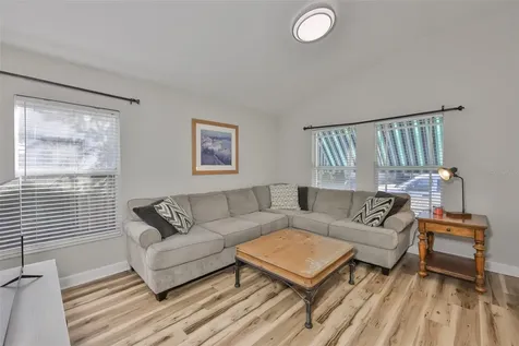 2331 W Chestnut Street Tampa FL 33607