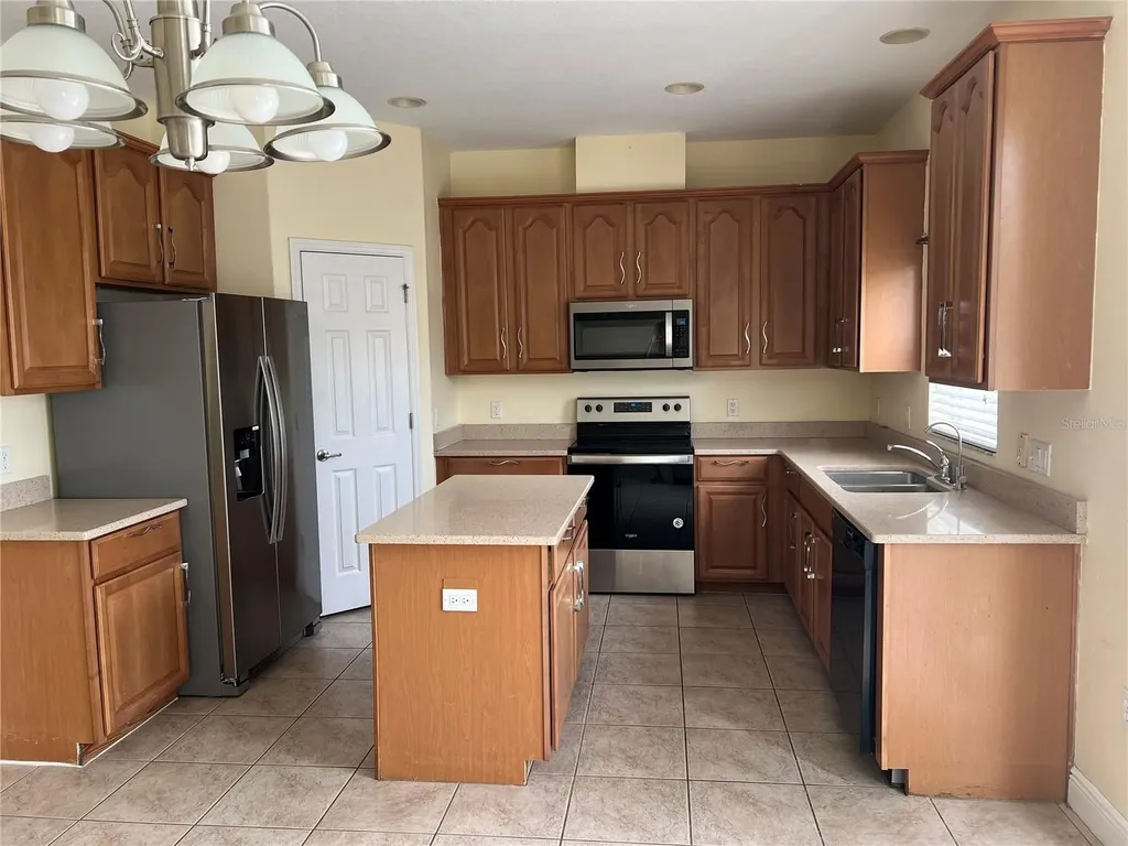 8810 Cameron Crest Drive Tampa FL 33626