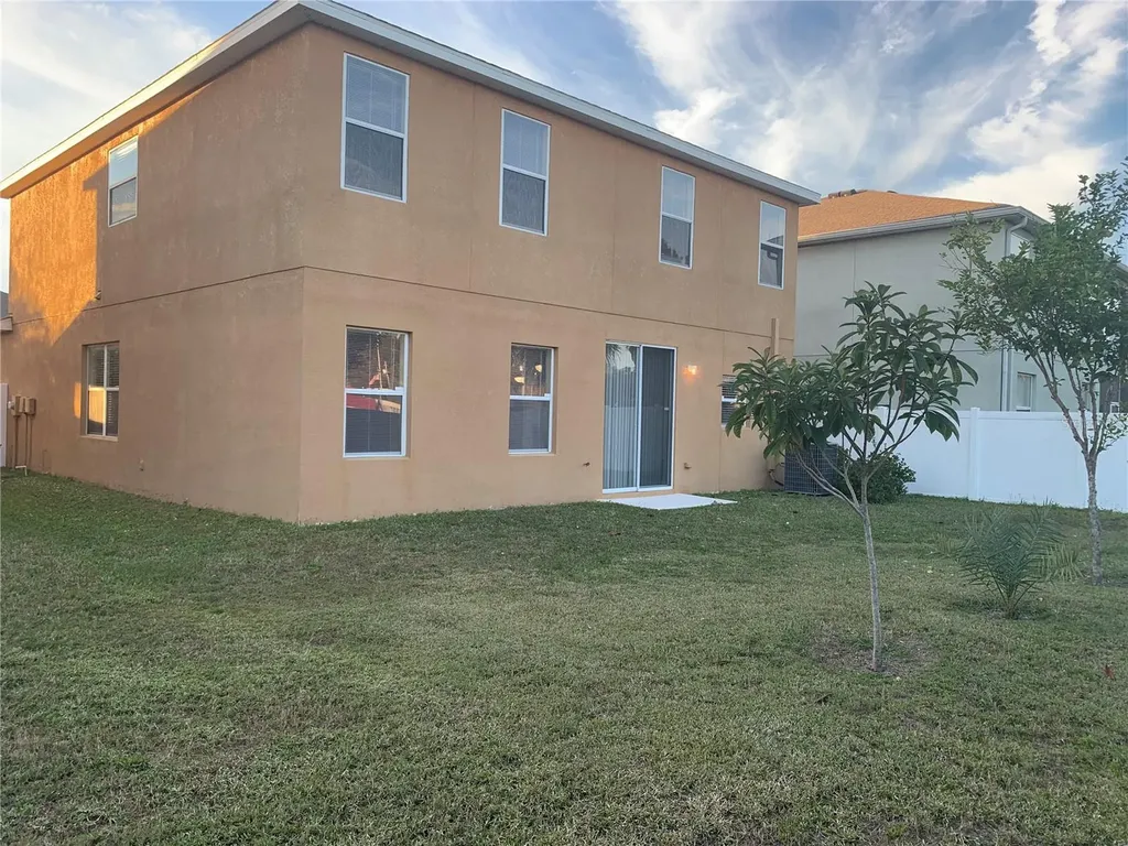 8810 Cameron Crest Drive Tampa FL 33626