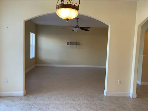 8810 Cameron Crest Drive Tampa FL 33626