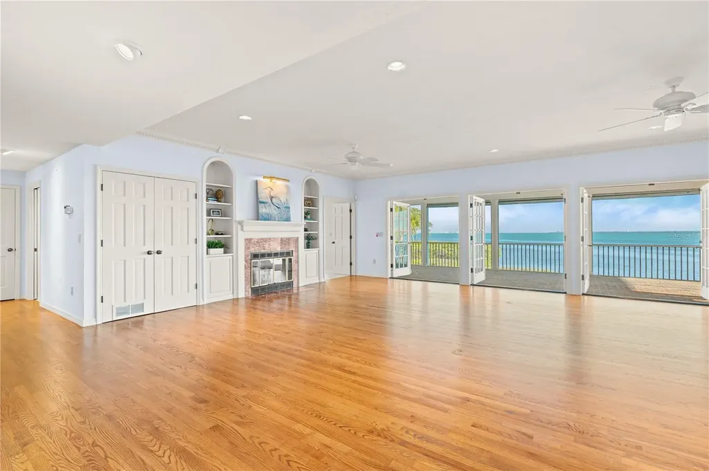 41 Tidy Island Boulevard Bradenton FL 34210