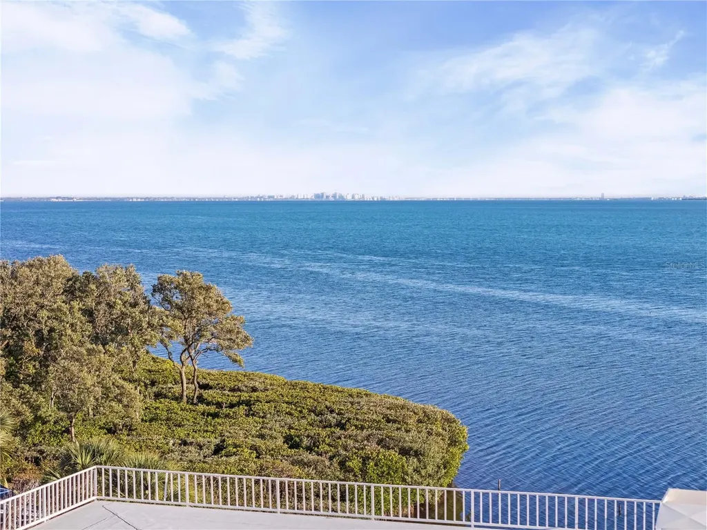 41 Tidy Island Boulevard Bradenton FL 34210