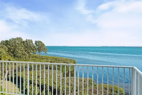 41 Tidy Island Boulevard Bradenton FL 34210